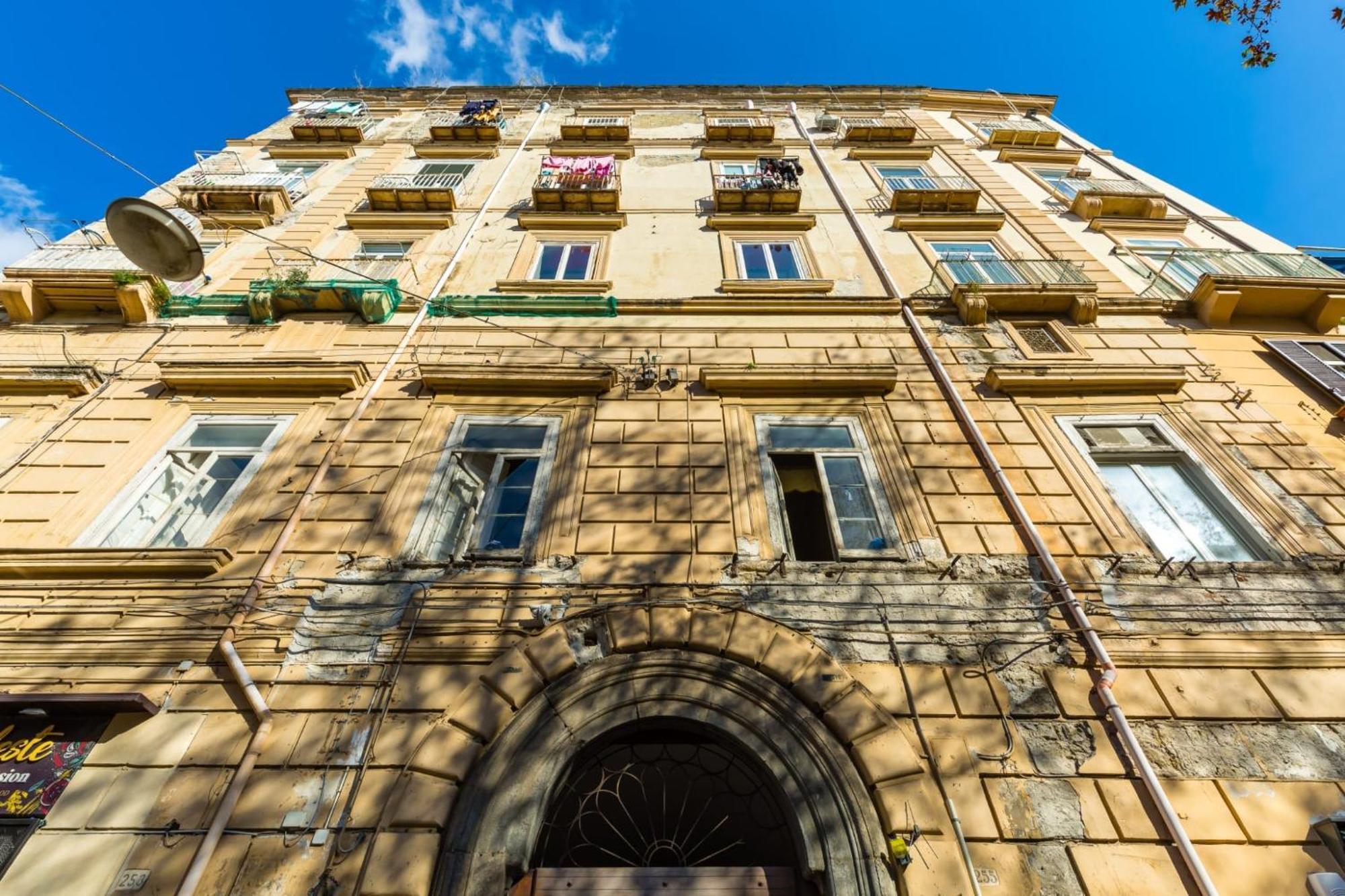 Appartamento Le Radici Di Parthenope Napoli Esterno foto